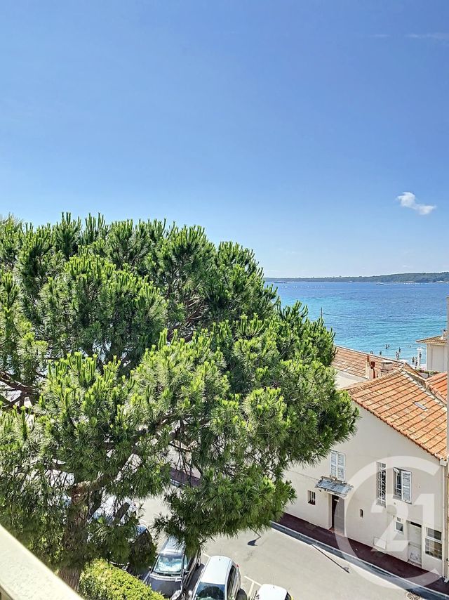 Afficher la photo en grand Appartement F4 à vendre - 4 pièces - 125.0 m2 - CANNES - 06 - PROVENCE-ALPES-COTE-D-AZUR - Century 21 Adhère Transactions
