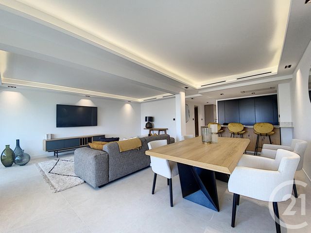 Afficher la photo en grand Appartement F4 à vendre - 4 pièces - 125.0 m2 - CANNES - 06 - PROVENCE-ALPES-COTE-D-AZUR - Century 21 Adhère Transactions