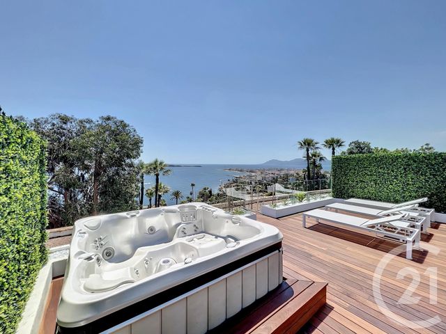 Appartement F4 à vendre - 4 pièces - 143.95 m2 - CANNES - 06 - PROVENCE-ALPES-COTE-D-AZUR - Century 21 Adhère Transactions