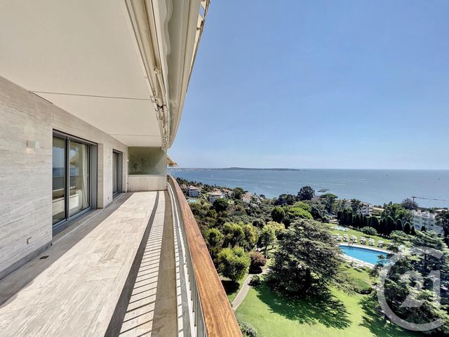 appartement à vendre - 4 pièces - 113.54 m2 - CANNES - 06 - PROVENCE-ALPES-COTE-D-AZUR - Century 21 Adhère Transactions