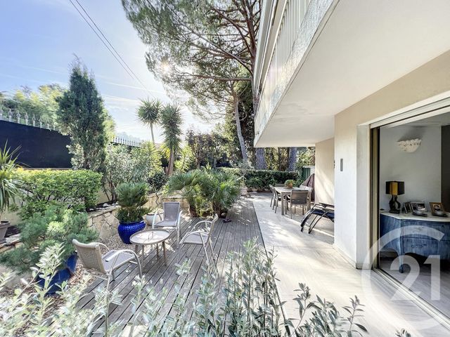 Appartement F3 à vendre - 3 pièces - 62.36 m2 - CANNES - 06 - PROVENCE-ALPES-COTE-D-AZUR - Century 21 Adhère Transactions