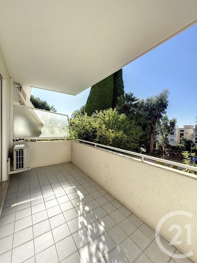 Appartement F1 à vendre - 1 pièce - 29.0 m2 - CANNES - 06 - PROVENCE-ALPES-COTE-D-AZUR - Century 21 Adhère Transactions
