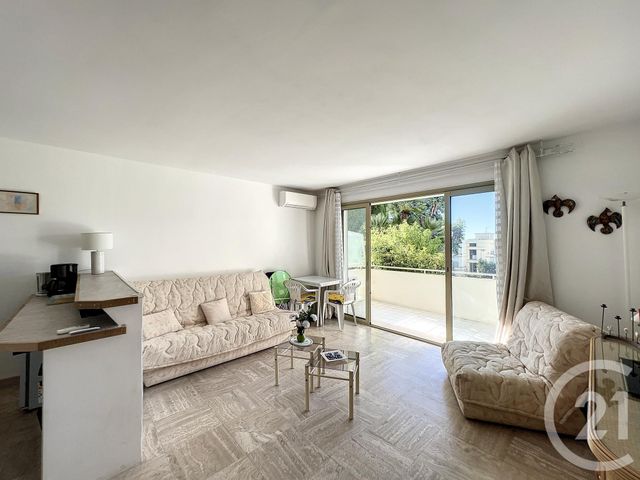 Appartement F1 à vendre - 1 pièce - 29.0 m2 - CANNES - 06 - PROVENCE-ALPES-COTE-D-AZUR - Century 21 Adhère Transactions
