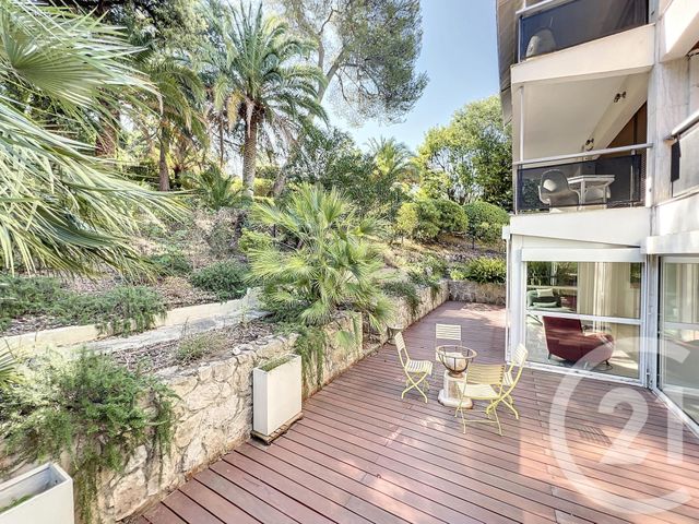 Appartement F3 à vendre - 3 pièces - 111.21 m2 - CANNES - 06 - PROVENCE-ALPES-COTE-D-AZUR - Century 21 Adhère Transactions