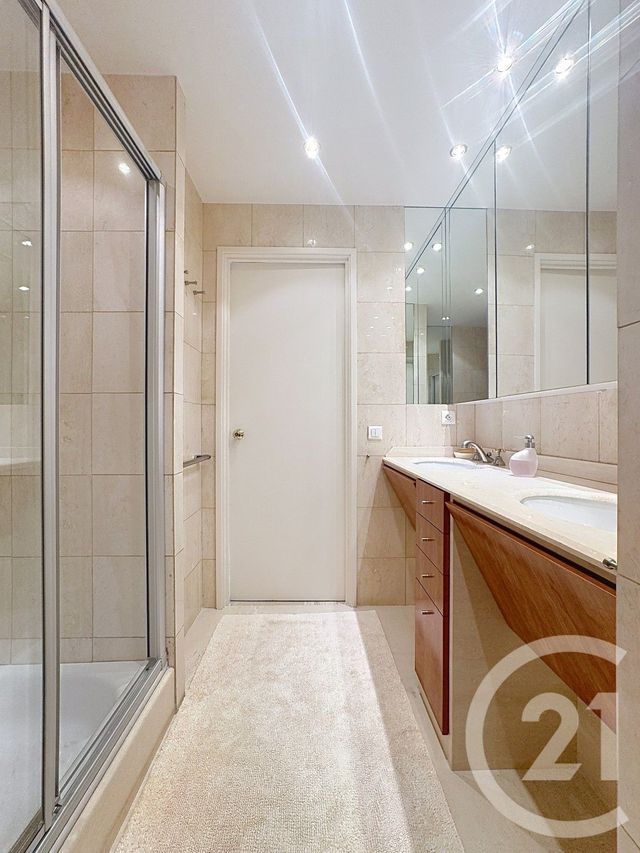 Appartement F2 à vendre - 2 pièces - 67.0 m2 - CANNES - 06 - PROVENCE-ALPES-COTE-D-AZUR - Century 21 Adhère Transactions