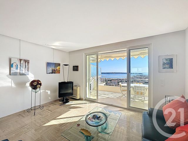 Appartement F2 à vendre - 2 pièces - 67.0 m2 - CANNES - 06 - PROVENCE-ALPES-COTE-D-AZUR - Century 21 Adhère Transactions