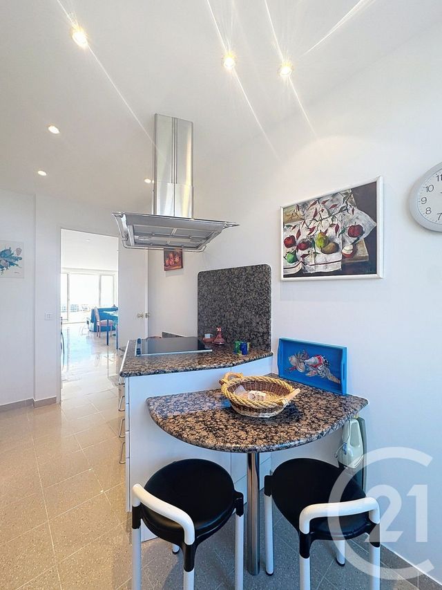 Appartement F2 à vendre - 2 pièces - 67.0 m2 - CANNES - 06 - PROVENCE-ALPES-COTE-D-AZUR - Century 21 Adhère Transactions