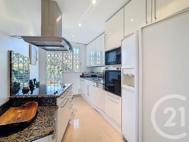 Appartement F2 à vendre - 2 pièces - 67.0 m2 - CANNES - 06 - PROVENCE-ALPES-COTE-D-AZUR - Century 21 Adhère Transactions