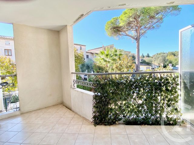 Appartement F2 à louer LE ROURET