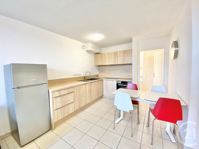 Appartement F3 à louer - 3 pièces - 55.0 m2 - CANNES - 06 - PROVENCE-ALPES-COTE-D-AZUR - Century 21 Adhère Transactions
