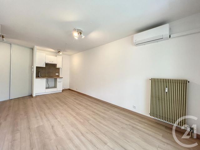 Appartement F2 à louer MANDELIEU LA NAPOULE