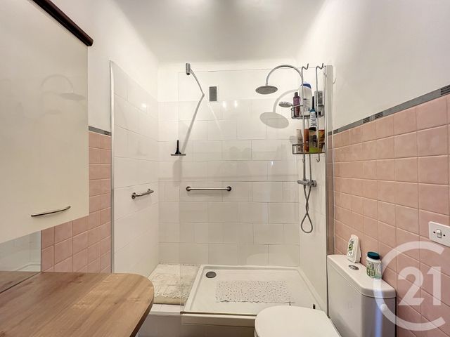 Appartement F4 à vendre - 4 pièces - 89.31 m2 - CANNES - 06 - PROVENCE-ALPES-COTE-D-AZUR - Century 21 Adhère Transactions