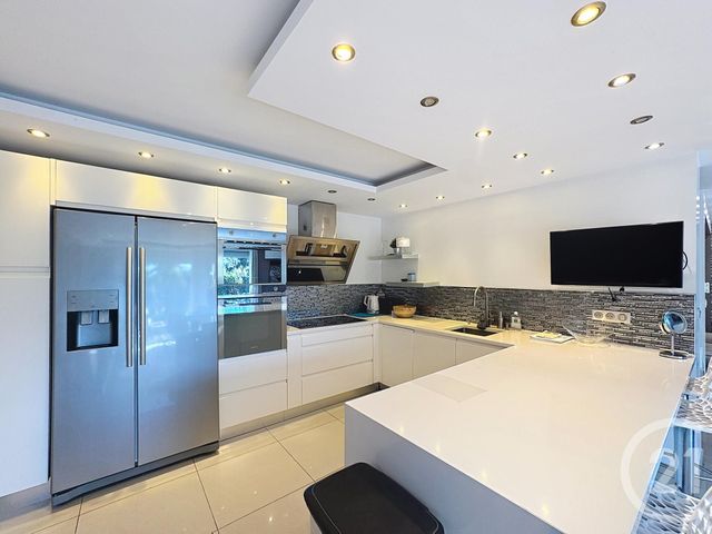 Appartement F5 à vendre - 5 pièces - 118.0 m2 - CANNES - 06 - PROVENCE-ALPES-COTE-D-AZUR - Century 21 Adhère Transactions