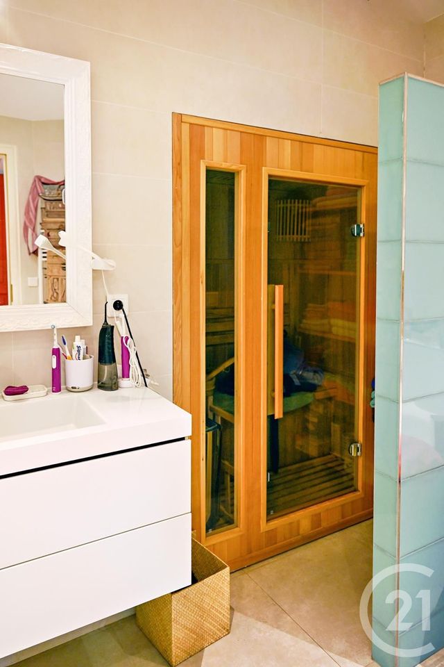 Appartement F5 à vendre - 5 pièces - 147.0 m2 - CANNES - 06 - PROVENCE-ALPES-COTE-D-AZUR - Century 21 Adhère Transactions