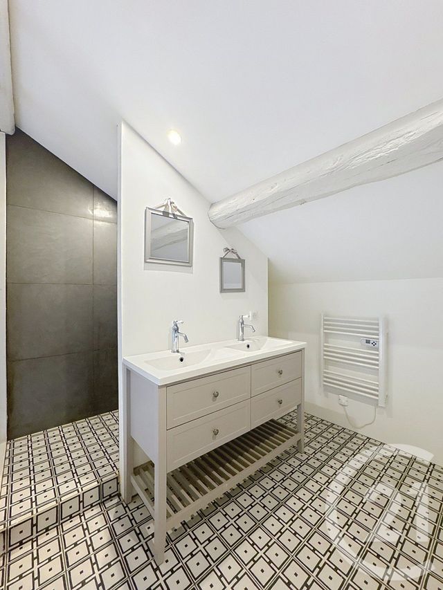 Appartement F3 à vendre - 3 pièces - 77.28 m2 - CANNES - 06 - PROVENCE-ALPES-COTE-D-AZUR - Century 21 Adhère Transactions