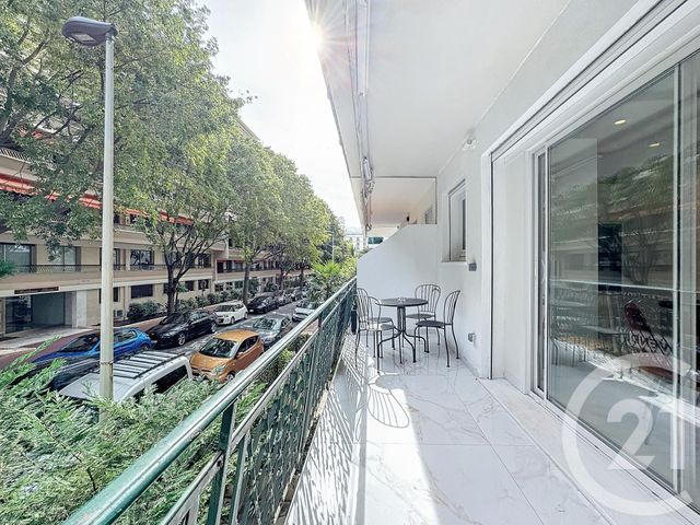 Appartement F3 à vendre - 3 pièces - 49.0 m2 - CANNES - 06 - PROVENCE-ALPES-COTE-D-AZUR - Century 21 Adhère Transactions