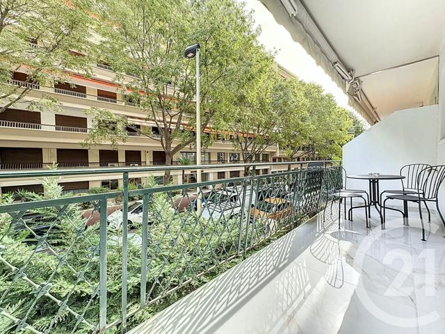 Appartement F3 à vendre - 3 pièces - 49.0 m2 - CANNES - 06 - PROVENCE-ALPES-COTE-D-AZUR - Century 21 Adhère Transactions