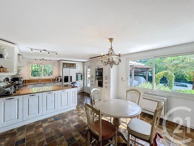 maison à vendre - 7 pièces - 229.0 m2 - CANNES - 06 - PROVENCE-ALPES-COTE-D-AZUR - Century 21 Adhère Transactions