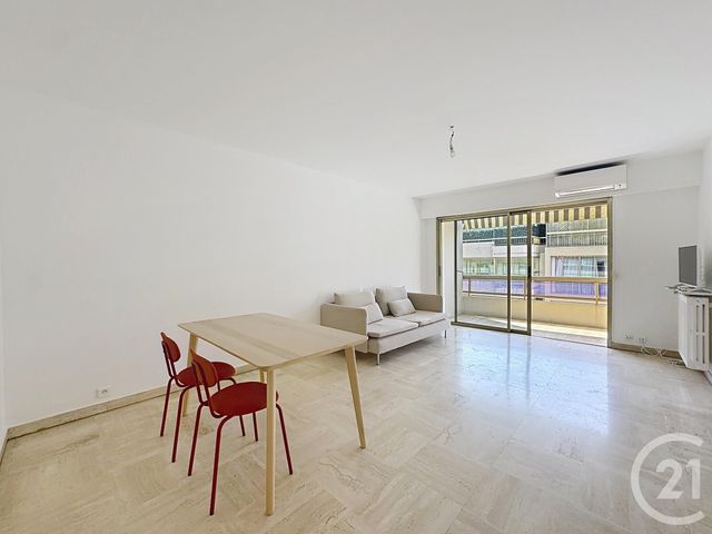 Appartement F3 à vendre - 3 pièces - 80.0 m2 - CANNES - 06 - PROVENCE-ALPES-COTE-D-AZUR - Century 21 Adhère Transactions