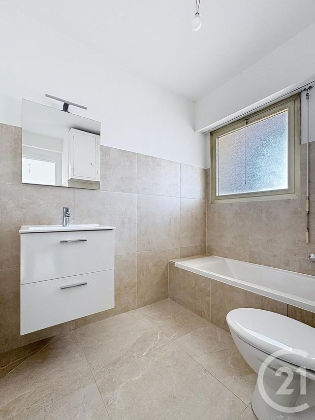 Appartement F3 à vendre - 3 pièces - 80.0 m2 - CANNES - 06 - PROVENCE-ALPES-COTE-D-AZUR - Century 21 Adhère Transactions