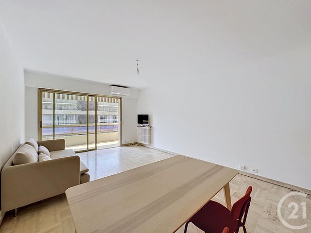 Appartement F3 à vendre - 3 pièces - 80.0 m2 - CANNES - 06 - PROVENCE-ALPES-COTE-D-AZUR - Century 21 Adhère Transactions