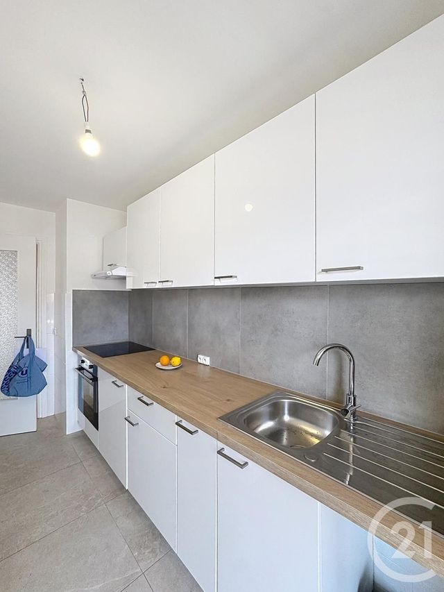 Appartement F3 à vendre - 3 pièces - 80.0 m2 - CANNES - 06 - PROVENCE-ALPES-COTE-D-AZUR - Century 21 Adhère Transactions