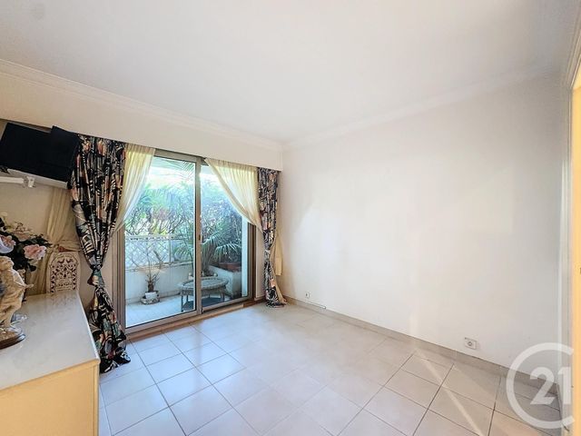 Appartement F3 à vendre - 3 pièces - 78.36 m2 - CANNES - 06 - PROVENCE-ALPES-COTE-D-AZUR - Century 21 Adhère Transactions