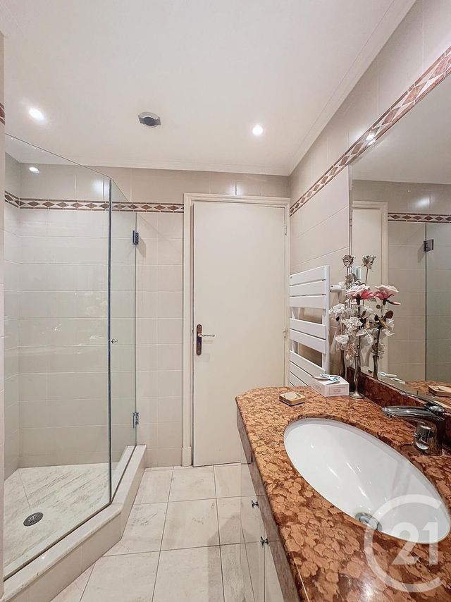 Appartement F3 à vendre - 3 pièces - 78.36 m2 - CANNES - 06 - PROVENCE-ALPES-COTE-D-AZUR - Century 21 Adhère Transactions