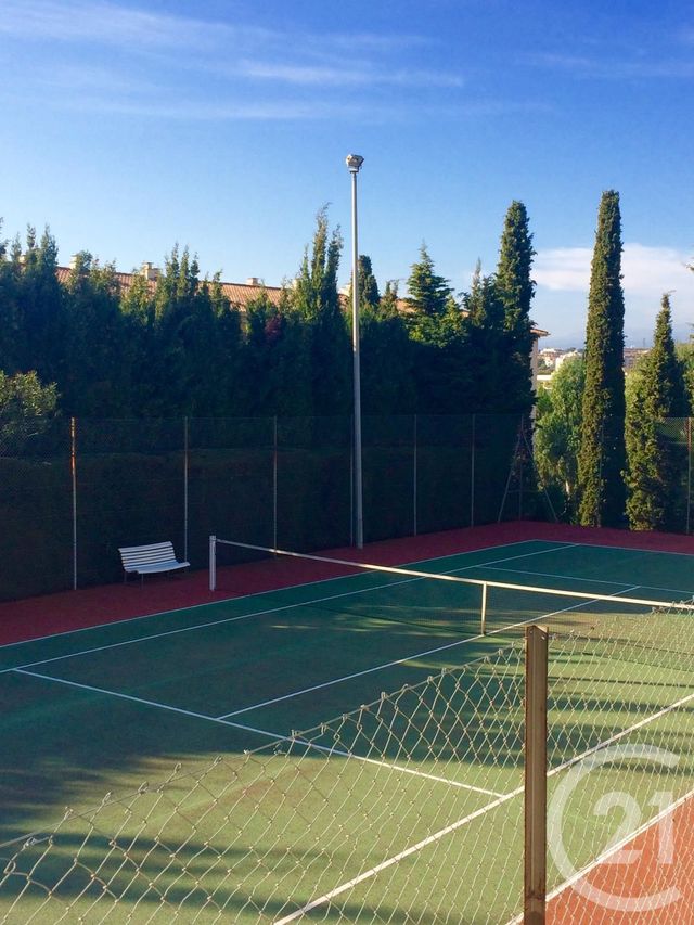 Afficher la photo en grand Appartement F2 à vendre - 2 pièces - 68.54 m2 - CANNES - 06 - PROVENCE-ALPES-COTE-D-AZUR - Century 21 Adhère Transactions