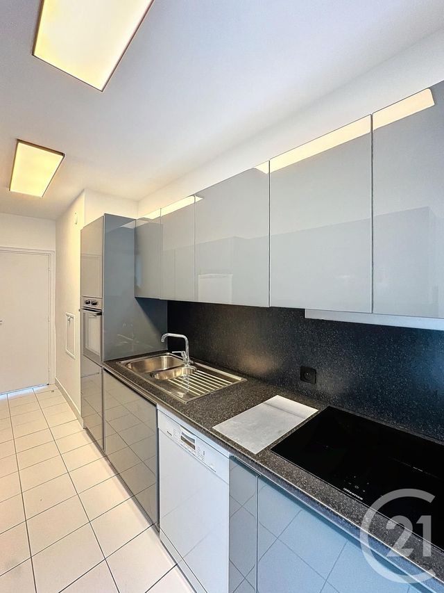 Afficher la photo en grand Appartement F2 à vendre - 2 pièces - 68.54 m2 - CANNES - 06 - PROVENCE-ALPES-COTE-D-AZUR - Century 21 Adhère Transactions