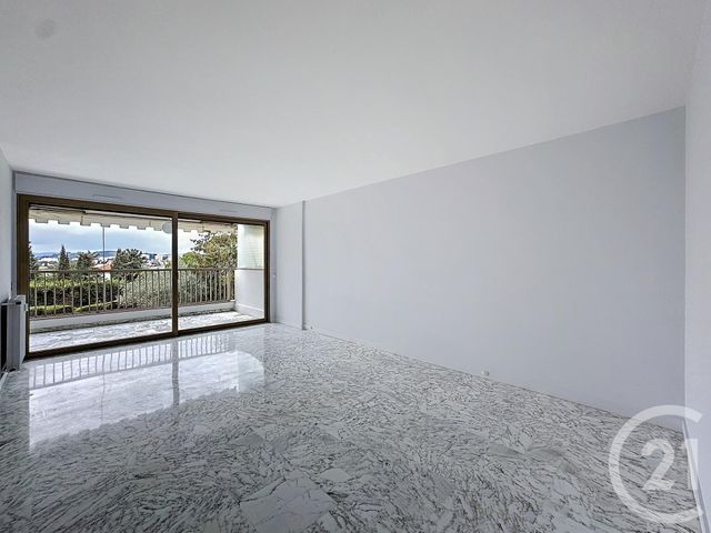 Afficher la photo en grand Appartement F2 à vendre - 2 pièces - 68.54 m2 - CANNES - 06 - PROVENCE-ALPES-COTE-D-AZUR - Century 21 Adhère Transactions