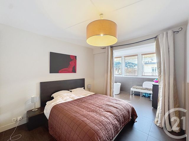 Afficher la photo en grand Appartement F4 à vendre - 4 pièces - 98.67 m2 - CANNES - 06 - PROVENCE-ALPES-COTE-D-AZUR - Century 21 Adhère Transactions