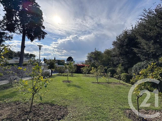 Appartement F3 à vendre - 3 pièces - 74.0 m2 - CANNES - 06 - PROVENCE-ALPES-COTE-D-AZUR - Century 21 Adhère Transactions