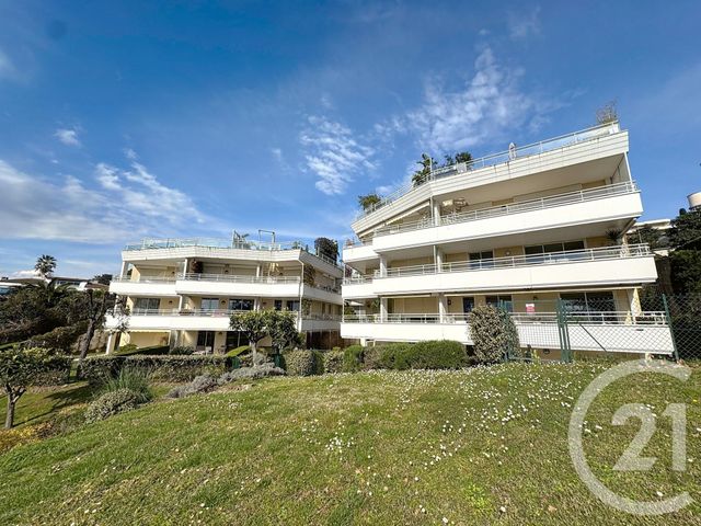 Appartement F3 à vendre - 3 pièces - 74.0 m2 - CANNES - 06 - PROVENCE-ALPES-COTE-D-AZUR - Century 21 Adhère Transactions