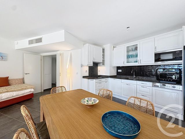 Appartement F3 à vendre - 3 pièces - 74.0 m2 - CANNES - 06 - PROVENCE-ALPES-COTE-D-AZUR - Century 21 Adhère Transactions