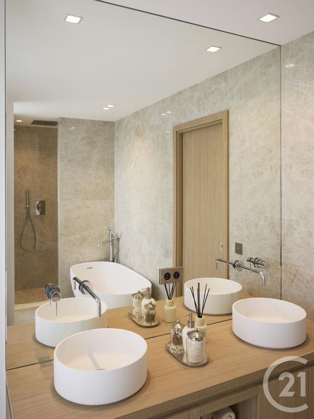 Appartement à vendre - 3 pièces - 108.69 m2 - CANNES - 06 - PROVENCE-ALPES-COTE-D-AZUR - Century 21 Adhère Transactions