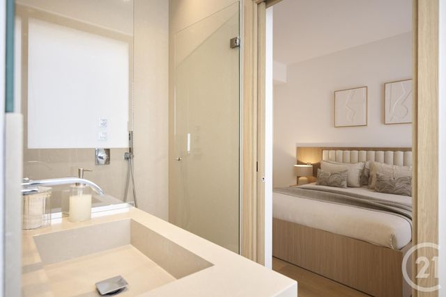 Appartement à vendre - 3 pièces - 108.69 m2 - CANNES - 06 - PROVENCE-ALPES-COTE-D-AZUR - Century 21 Adhère Transactions