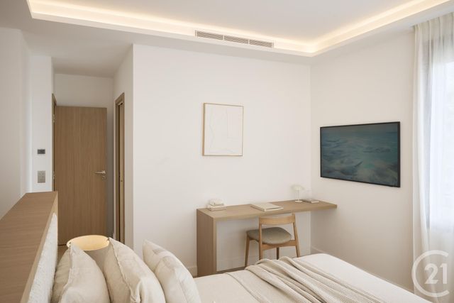 Appartement à vendre - 3 pièces - 108.69 m2 - CANNES - 06 - PROVENCE-ALPES-COTE-D-AZUR - Century 21 Adhère Transactions
