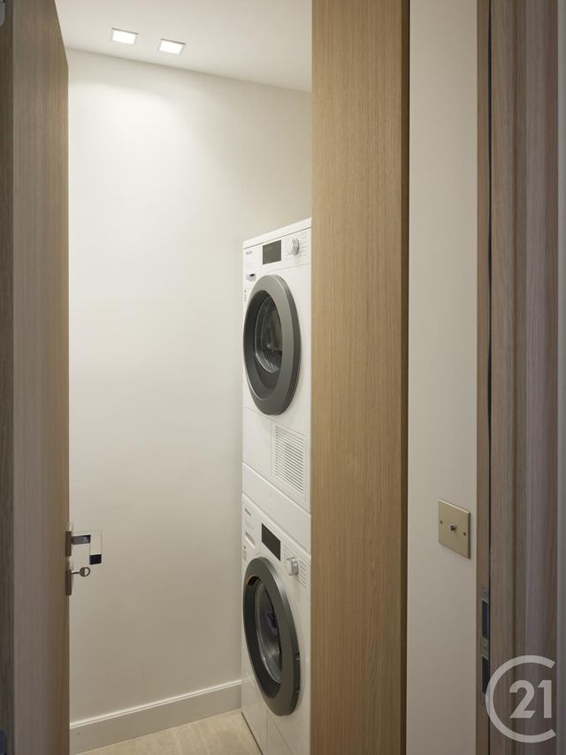 Appartement à vendre - 3 pièces - 108.69 m2 - CANNES - 06 - PROVENCE-ALPES-COTE-D-AZUR - Century 21 Adhère Transactions