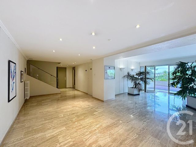 Appartement F3 à vendre - 3 pièces - 97.17 m2 - CANNES - 06 - PROVENCE-ALPES-COTE-D-AZUR - Century 21 Adhère Transactions