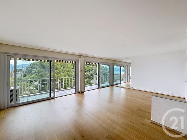 Appartement F3 à vendre - 3 pièces - 97.17 m2 - CANNES - 06 - PROVENCE-ALPES-COTE-D-AZUR - Century 21 Adhère Transactions