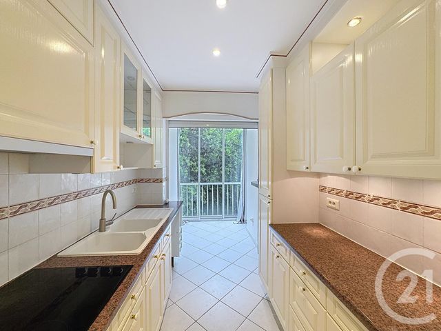Appartement F3 à vendre - 3 pièces - 97.17 m2 - CANNES - 06 - PROVENCE-ALPES-COTE-D-AZUR - Century 21 Adhère Transactions