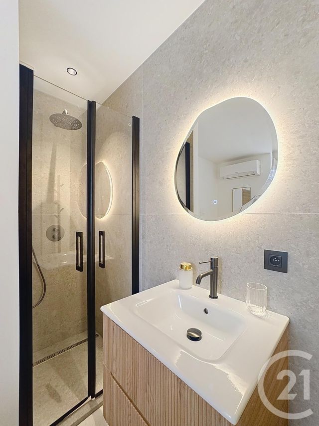 Appartement F3 à vendre - 3 pièces - 54.21 m2 - CANNES - 06 - PROVENCE-ALPES-COTE-D-AZUR - Century 21 Adhère Transactions