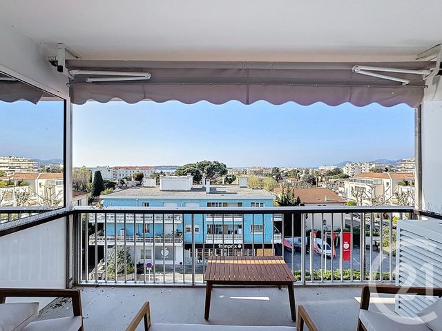 Appartement F3 à vendre - 3 pièces - 54.21 m2 - CANNES - 06 - PROVENCE-ALPES-COTE-D-AZUR - Century 21 Adhère Transactions
