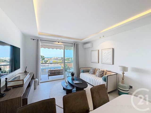 Appartement F3 à vendre - 3 pièces - 54.21 m2 - CANNES - 06 - PROVENCE-ALPES-COTE-D-AZUR - Century 21 Adhère Transactions