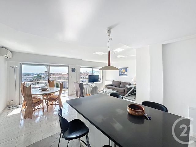 Appartement F3 à vendre - 3 pièces - 65.11 m2 - CANNES - 06 - PROVENCE-ALPES-COTE-D-AZUR - Century 21 Adhère Transactions