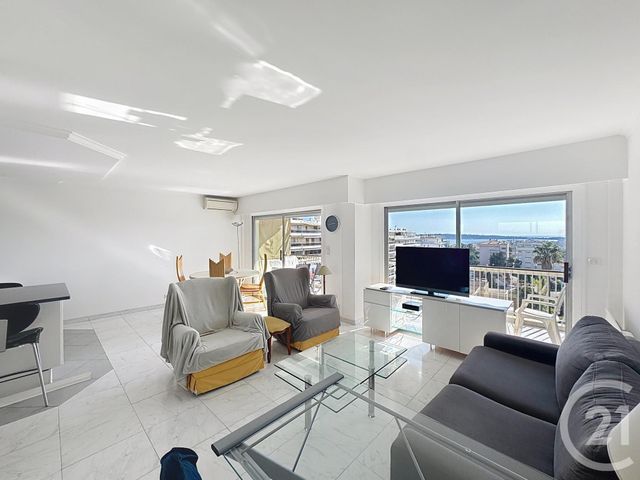 Appartement F3 à vendre - 3 pièces - 65.11 m2 - CANNES - 06 - PROVENCE-ALPES-COTE-D-AZUR - Century 21 Adhère Transactions