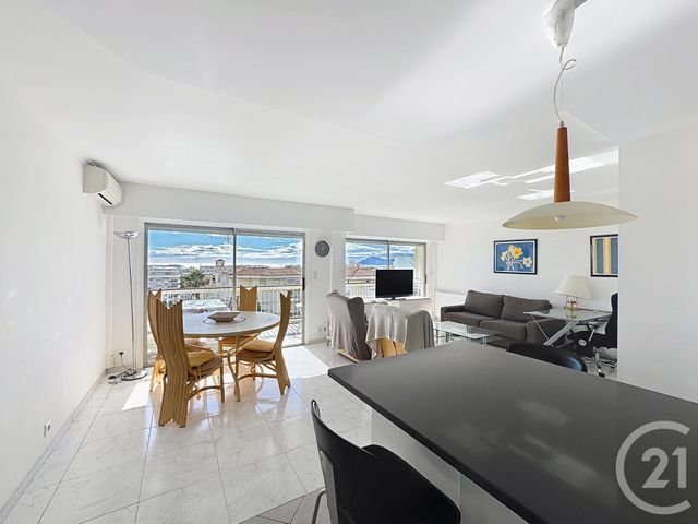 Appartement F3 à vendre - 3 pièces - 65.11 m2 - CANNES - 06 - PROVENCE-ALPES-COTE-D-AZUR - Century 21 Adhère Transactions