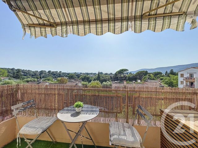 Appartement F2 à louer - 2 pièces - 43.0 m2 - GRASSE - 06 - PROVENCE-ALPES-COTE-D-AZUR - Century 21 Adhère Transactions