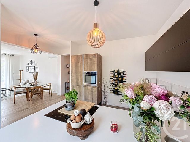 Appartement F3 à vendre - 3 pièces - 94.29 m2 - LE CANNET - 06 - PROVENCE-ALPES-COTE-D-AZUR - Century 21 Adhère Transactions